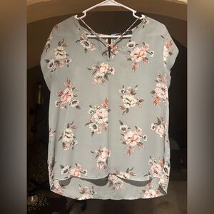 Sweet Rain Floral Blouse in Soft Gray and Pink